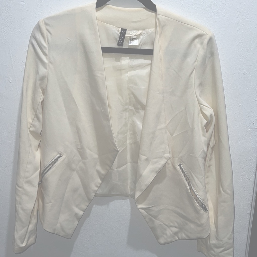 Gently used blazer ivory color size 8